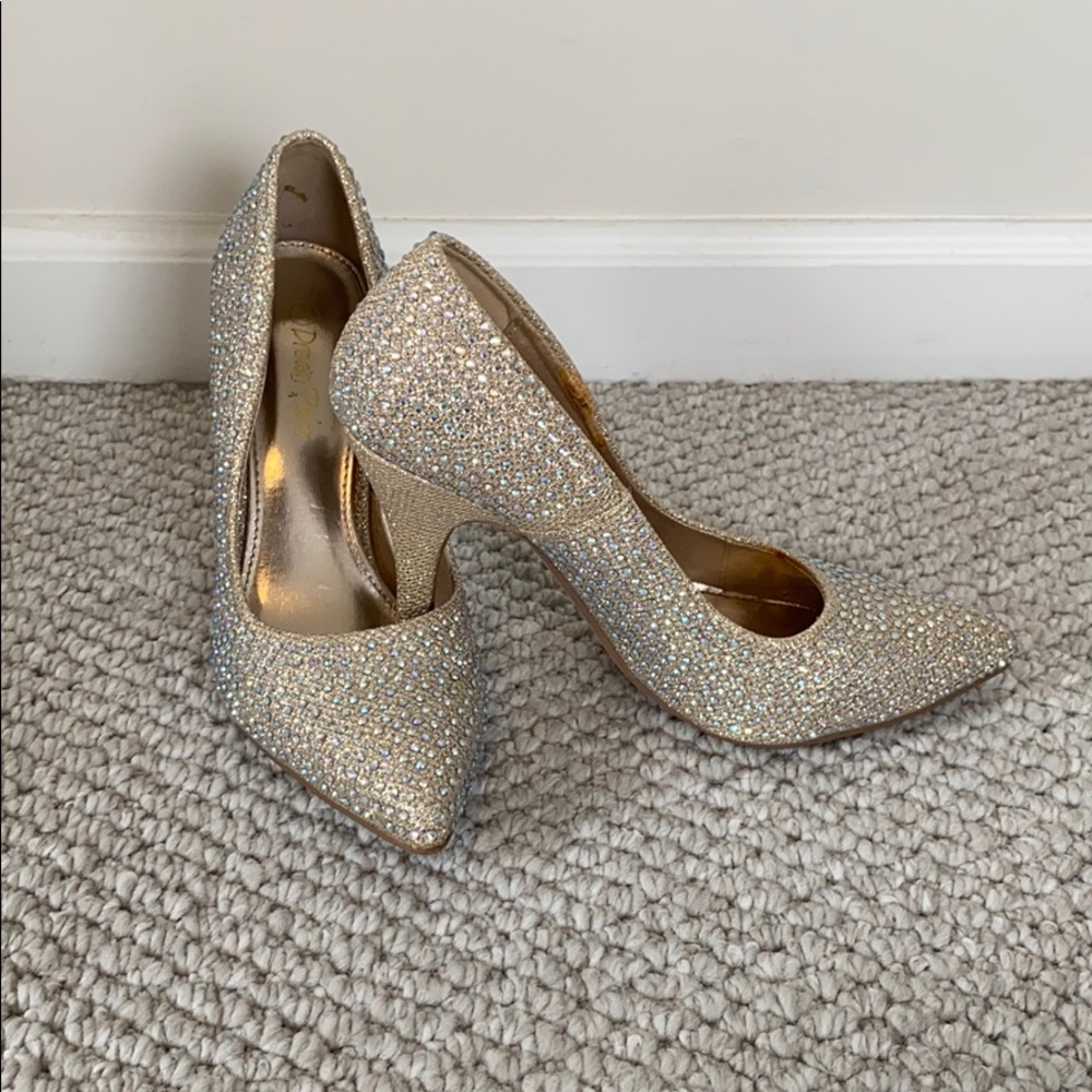 Champagne sparkle heels